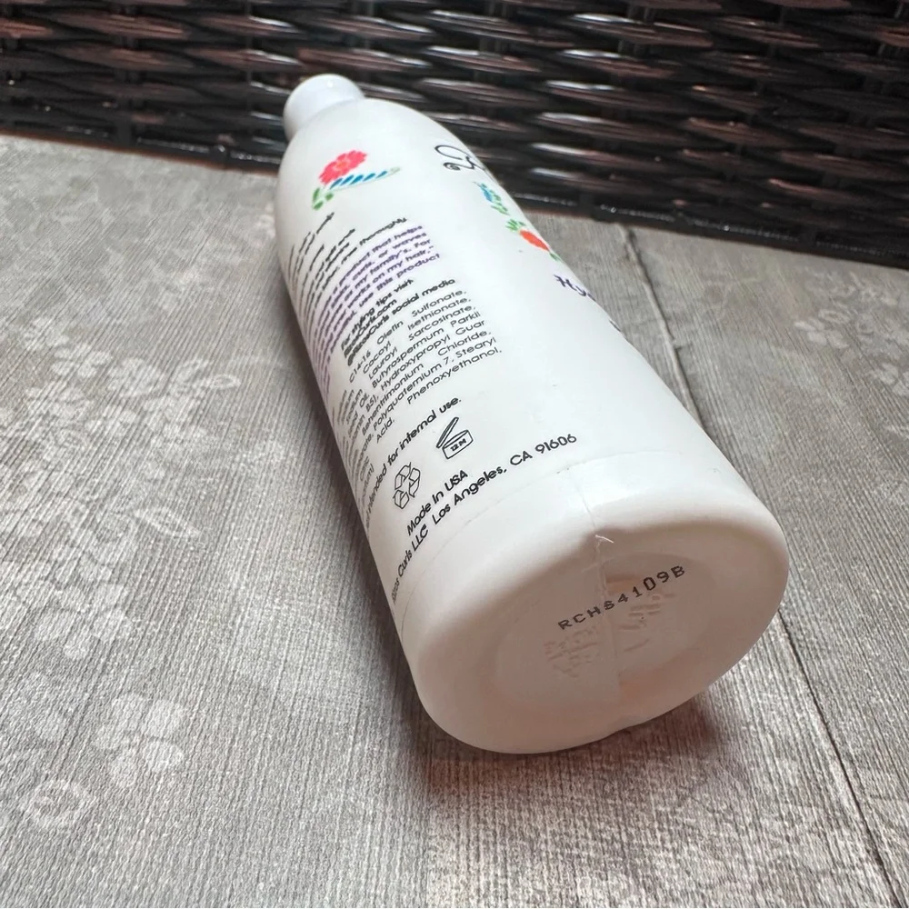 Rizos Curls | Hydrating Shampoo - Picture 4 of 4